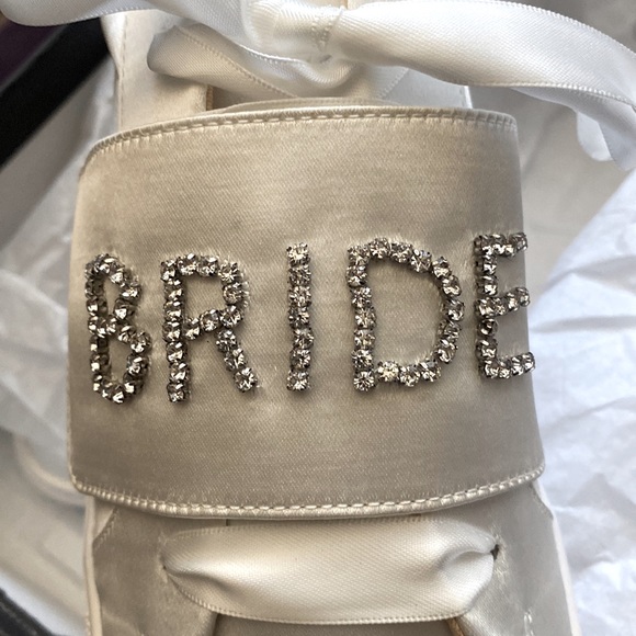 Betsey Johnson “Bridal” Liana Ivory Satin sneakers never worn - Picture 5 of 6